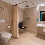 Western Excelsior Hotel