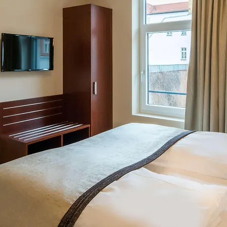 Western Excelsior 4* Érfurt