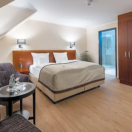 Western Excelsior 4* Ερφούρτη