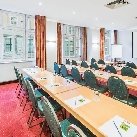 Western Excelsior Szálloda 4*