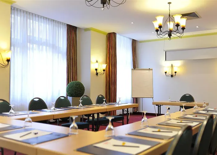 Hotel Western Excelsior 4*