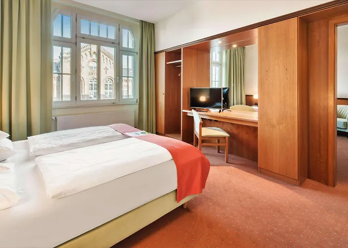 Western Excelsior 4*