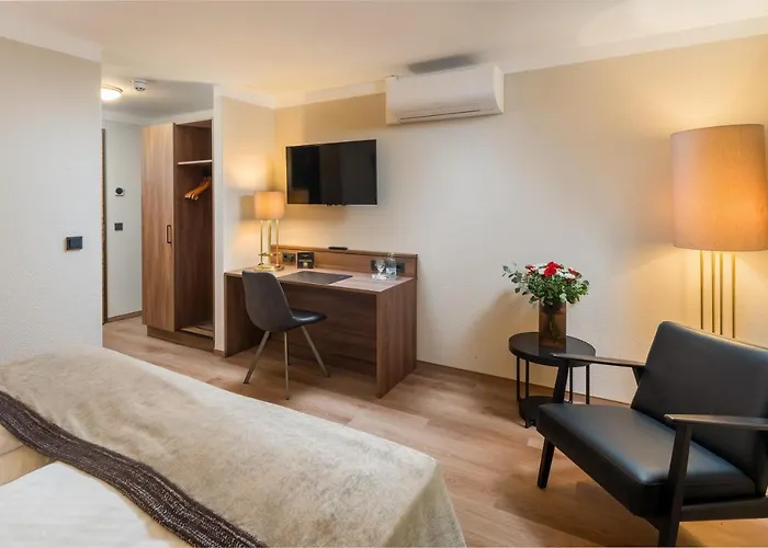 Western Excelsior 4*