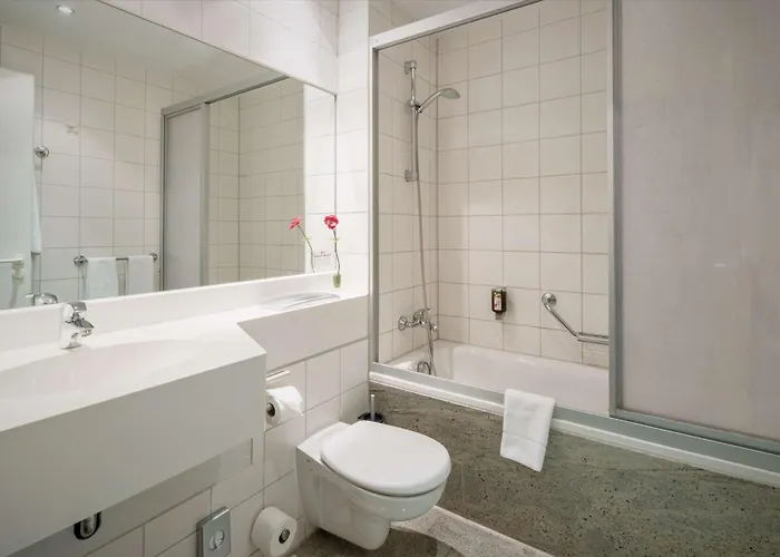 Western Excelsior 4*