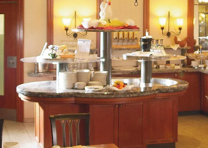 Western Excelsior Hotel 4*