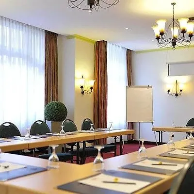 Western Excelsior Otel