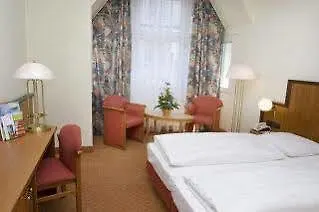 Western Excelsior Erfurt